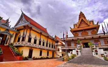 Campuchia: Ngôi Cổ tự Wat Ounalom, quần thể kiến trúc độc đáo